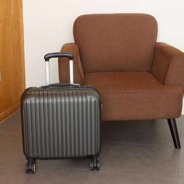 캔위스 노트북겸 비즈니스캐리어 16인치