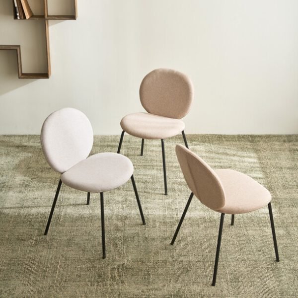 콘샤 패브릭 식탁의자